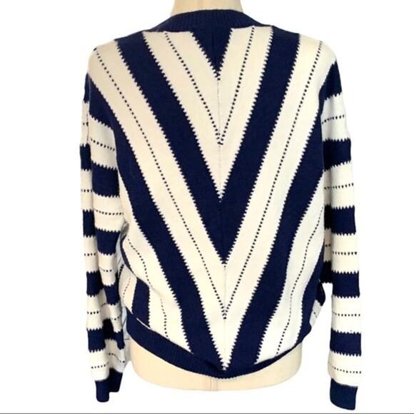 PrettyGarden Navy White Striped V-Neck Sweater Medium Women’s Pullover Knit Top - Picture 5 of 10